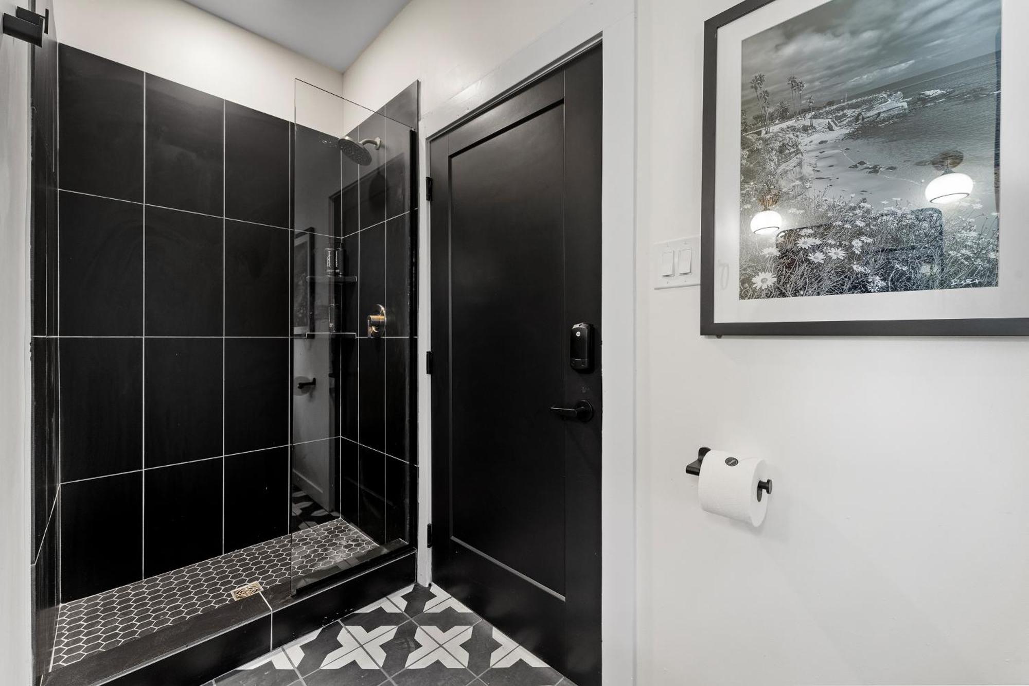 Hotel Zindel Сан-Диего Экстерьер фото